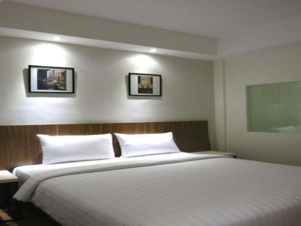 Hart Hotel Arjuna Mataram Exteriér fotografie