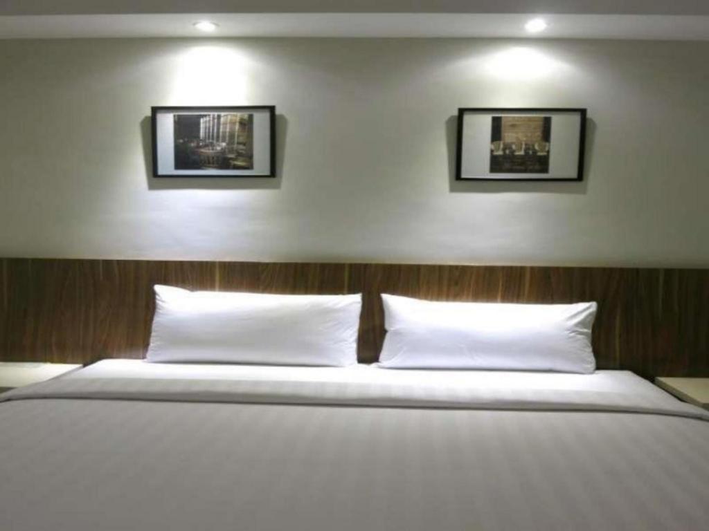 Hart Hotel Arjuna Mataram Exteriér fotografie