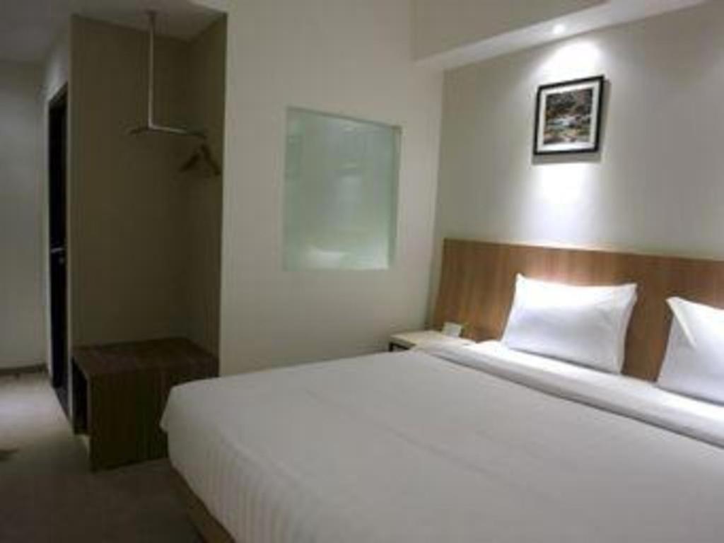 Hart Hotel Arjuna Mataram Exteriér fotografie
