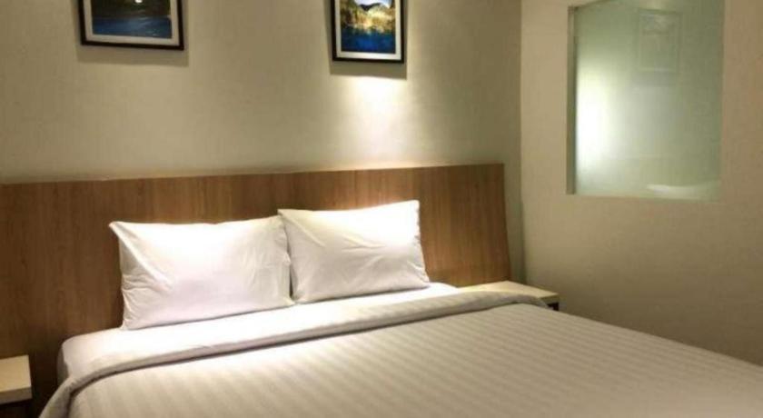 Hart Hotel Arjuna Mataram Exteriér fotografie
