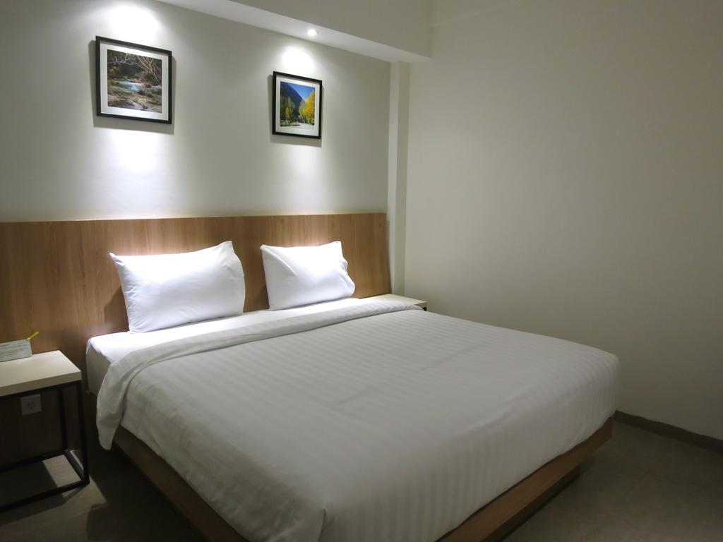 Hart Hotel Arjuna Mataram Pokoj fotografie